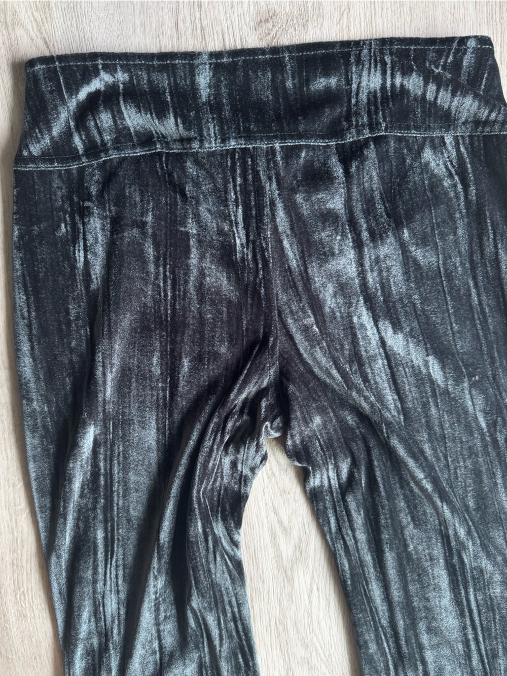 Kimchi Blue Andie Crushed Velvet Pants Dark Green Retro Boho Bootcut Style Small - Picture 7 of 10